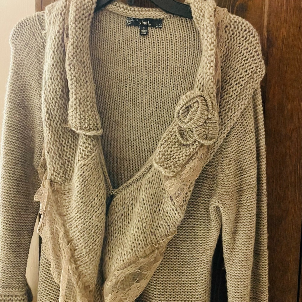 Women’s Long Sweater/Cardigan. Size S.